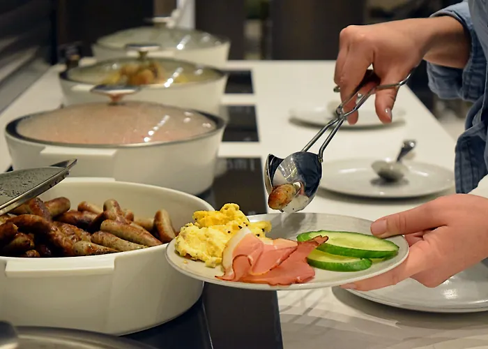 Hyatt Place Frankfurt Airport מלון