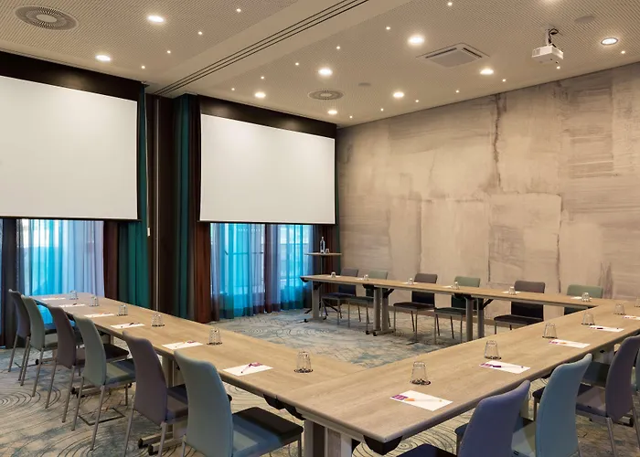 Hyatt Place Frankfurt Airport פרנקפורט