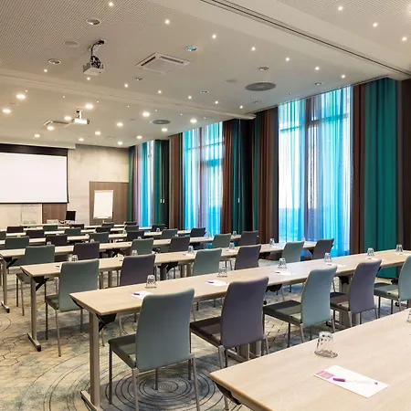 Hyatt Place Frankfurt Airport Szálloda Frankfurt am Main