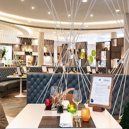 Hotell Hyatt Place Frankfurt Airport 4*