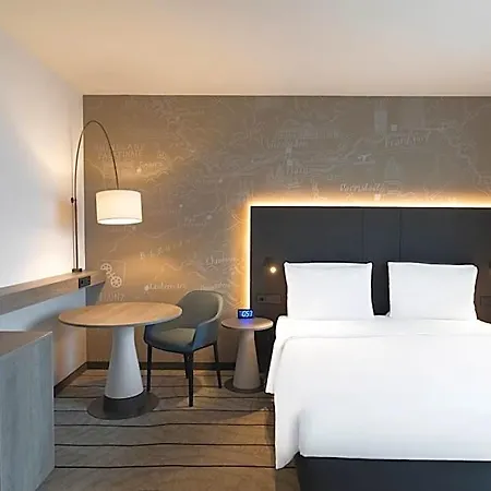 Hyatt Place Frankfurt Airport 4* Φραγκφούρτη