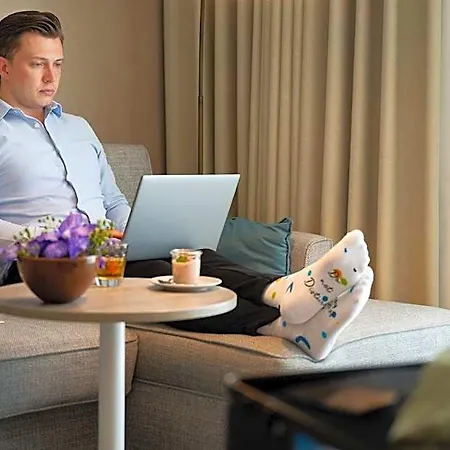 Ξενοδοχείο Hyatt Place Frankfurt Airport 4*