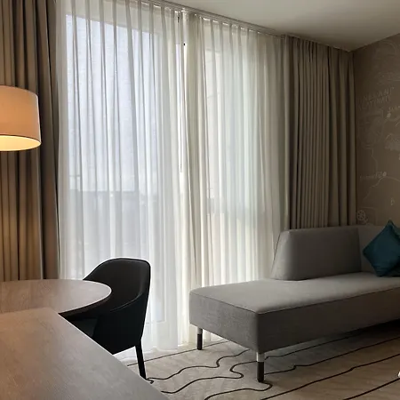Hyatt Place Frankfurt Airport 4* Frankfurt am Main