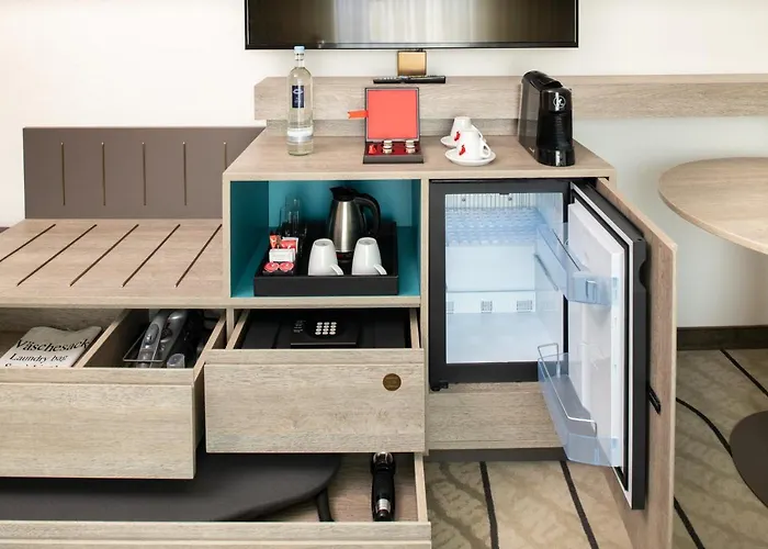 하얏트 플레이스 에어포트 호텔 4*